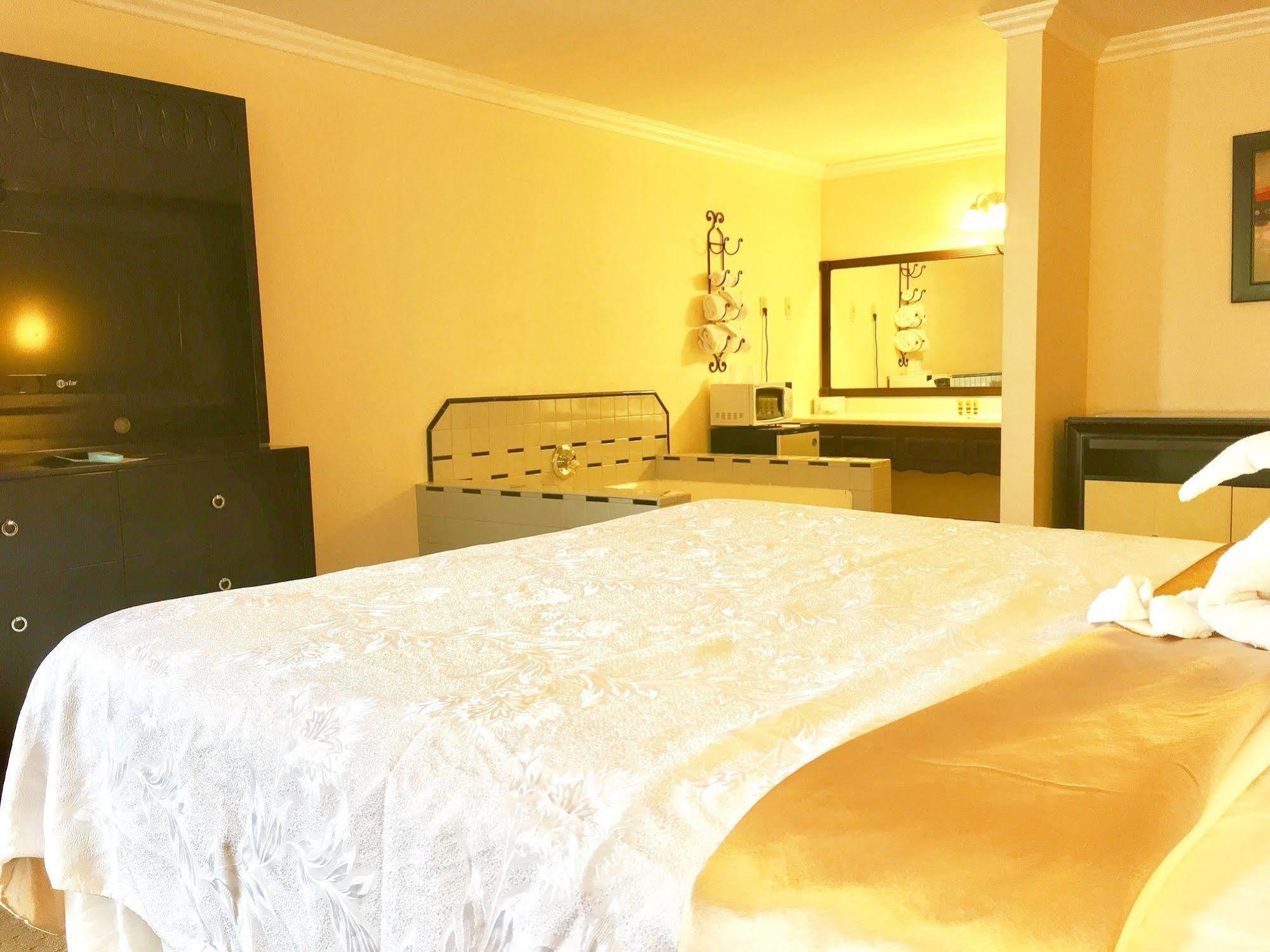 The Lemon Tree Hotel Anaheim Buitenkant foto