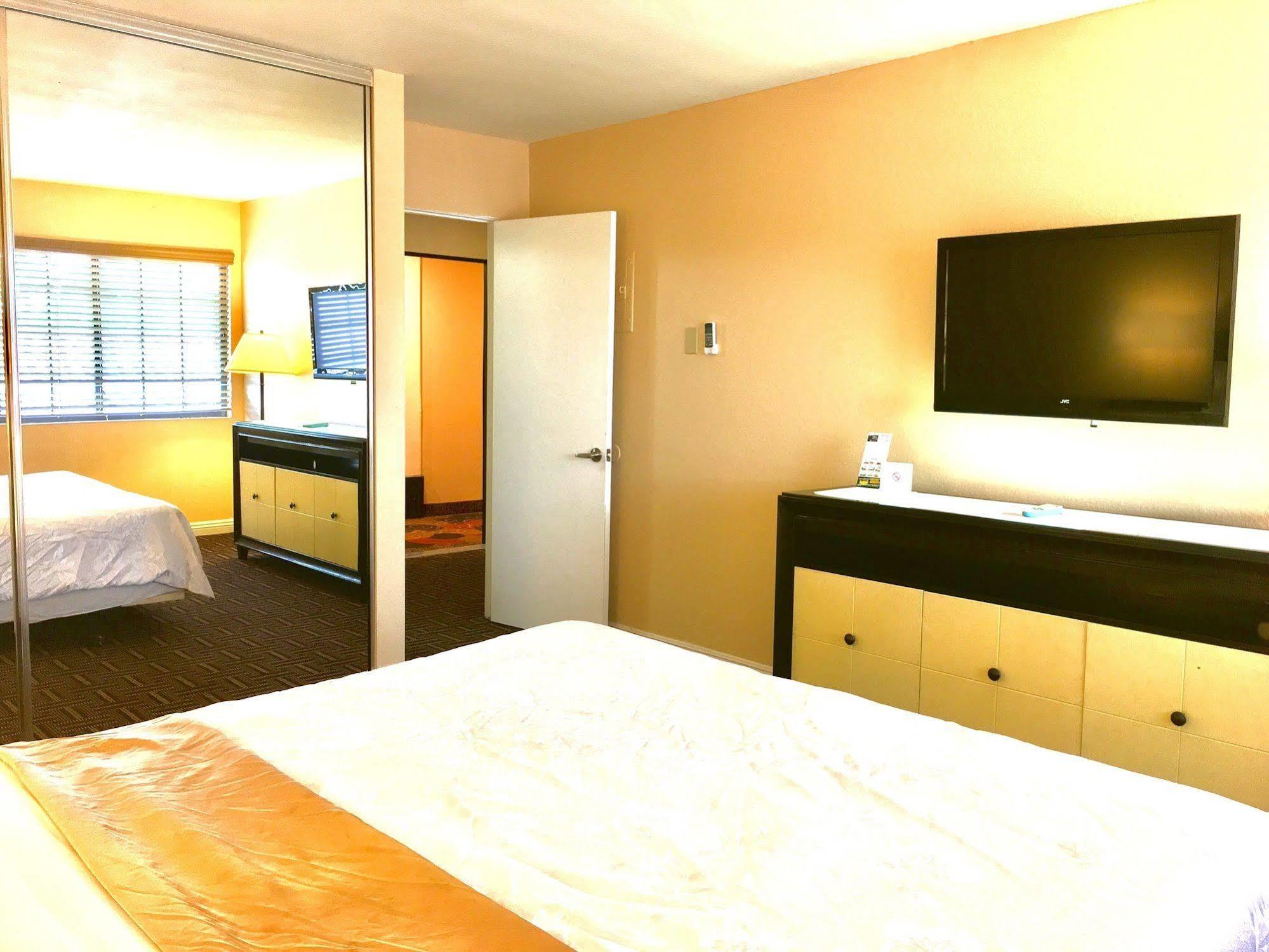 The Lemon Tree Hotel Anaheim Buitenkant foto