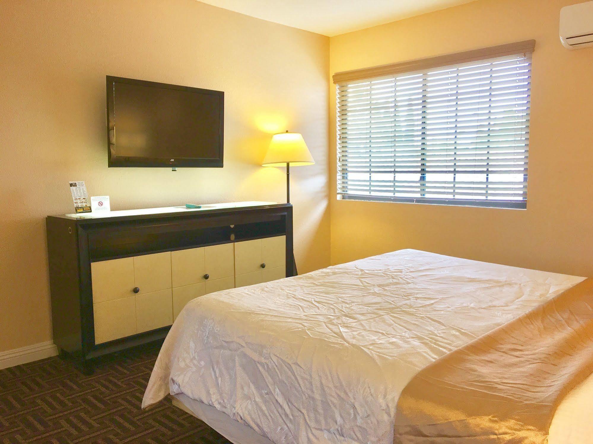The Lemon Tree Hotel Anaheim Buitenkant foto