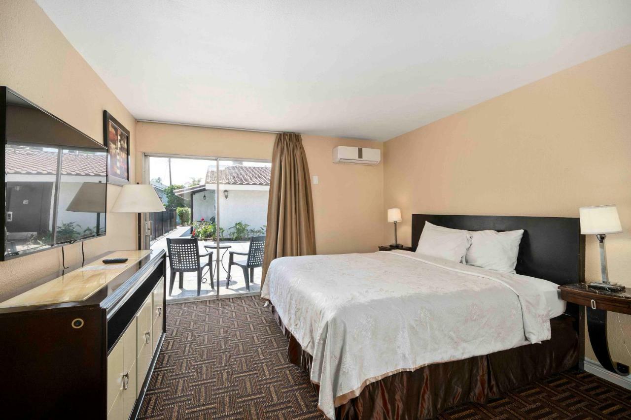 The Lemon Tree Hotel Anaheim Buitenkant foto