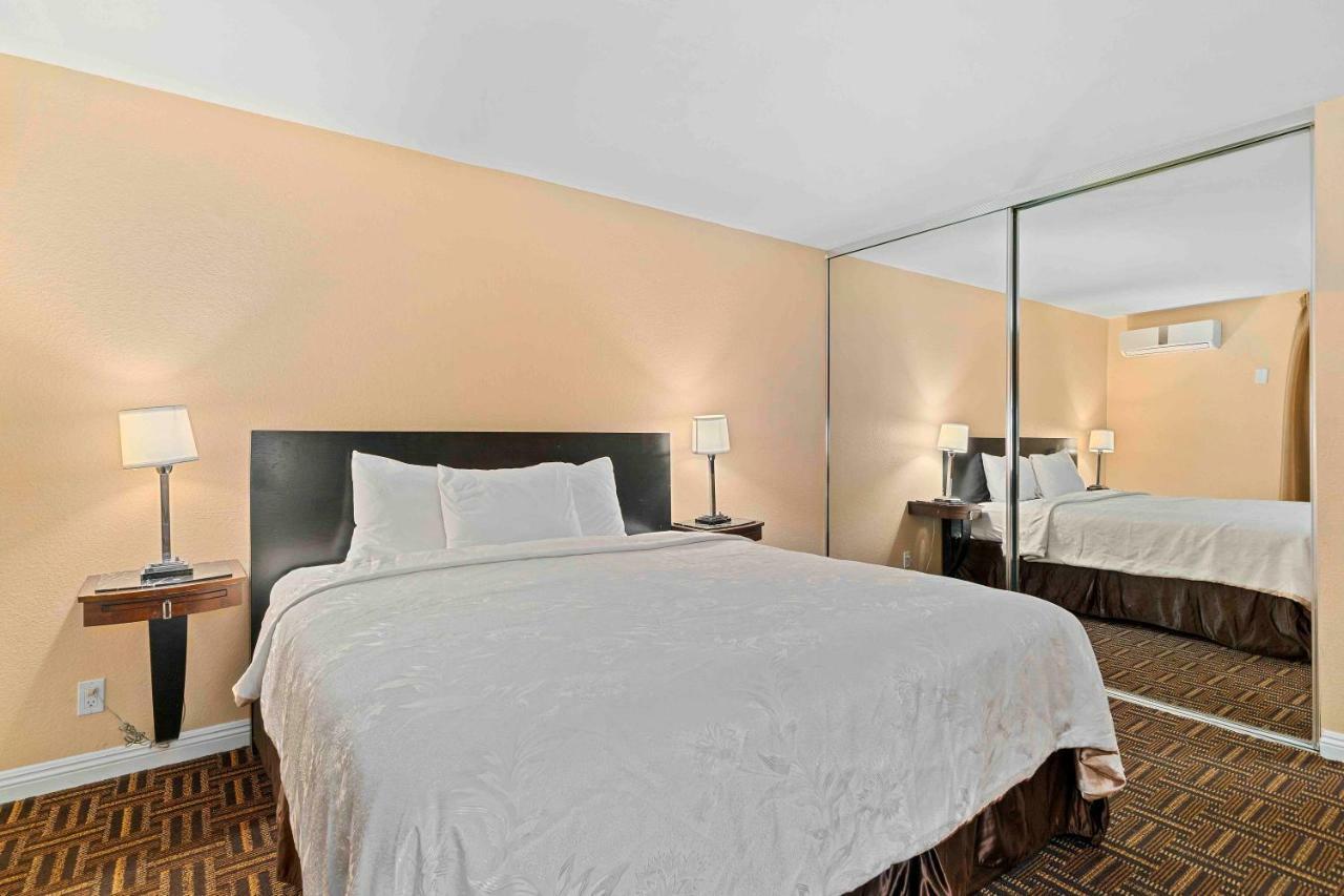 The Lemon Tree Hotel Anaheim Buitenkant foto